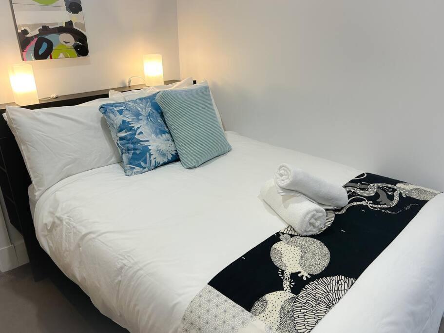 East Melbourne Unit With Courtyard 아파트 외부 사진